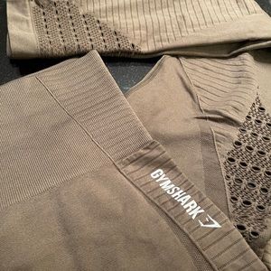 [gymshark] ENERGY+ SEAMLESS DARK GREEN LEGGINGS